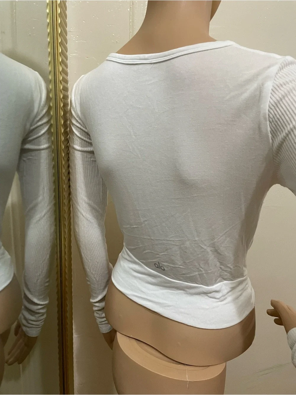 ALO Yoga White Twist-Front Long Sleeve Top